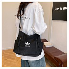 時尚潮流大容量托特包斜挎包包女春季新款簡約休閑通勤單肩包 歷史價格詳細信息