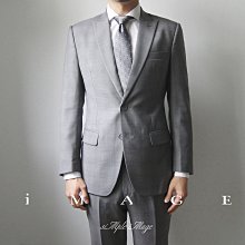 灰色厚質手提袋       尺寸:38cm x 27cm x 7.5cm 歷史價格詳細信息