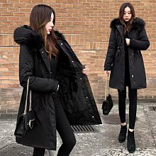 毛領連帽英字刺繡鬆緊拉鍊口袋羽絨棉外套(綠.卡其L-4L)-J269熊衣褲語 歷史價格詳細信息