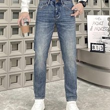 VERSACE范思哲 2024春夏新款歐洲專柜爆款 頂級GW款 時尚名星網紅款休閑短袖T恤（微闊版）尺碼：M~3XL(115～斤可 NO15691 歷史價格詳細信息