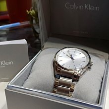 Calvin Klein 經典大CK文字運動休閒短棉褲-深藍色 歷史價格詳細信息