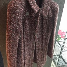 Chanel 真品 Coco Cocoon 手提 空氣包。米白，棗紅兩顏料 手提雙面菱格紋皮革空氣包 .雙面用！非常實用,金屬Logo很新！內部乾淨， 歷史價格詳細信息