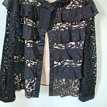 蕾絲荷葉邊全新裙超美，M 歷史價格詳細信息