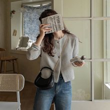 /SAFA/ 正韓 推薦自留款假兩件感連帽衍縫鋪棉防風外【1015A065】 歷史價格詳細信息