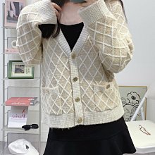 格針織衫女秋季2024新款網紅疊穿V領上衣潮學院風制套裝JK裙西洋裝氣質女裝 歷史價格詳細信息