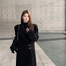 黑色設計高級感西裝連衣裙2021女秋新款法式假兩件拼接燈籠裙 歷史價格詳細信息