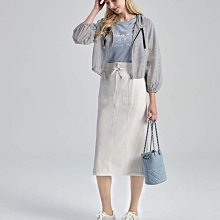 百貨專櫃品牌MONTAGUT 夢特嬌 附鎖行李箱 長62*寬39*厚25公分 ????功能佳 紫色款 信義區自取出清價 歷史價格詳細信息