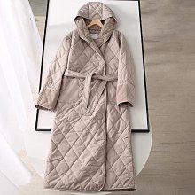 ＝86號店=預購流行新款 防風質感面料 雙排扣設計 經典款式 男中長款風衣外套 灰綠/黑如圖共2色 歷史價格詳細信息