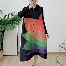 美糖樂#(預購)BP-583三宅風摺皺褶衣翻領排釦排扣印花風衣外套/3色 價格比較,價格查詢,歷史價格詳細信息