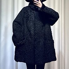 Vintage 11.6 x 9 Inch Decorative Wall Mirror Gold Shield Shape 11.6 x 9 inch 歷史價格詳細信息