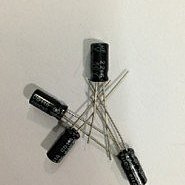 10uf 50v 電解電容 每顆2元 歷史價格詳細信息
