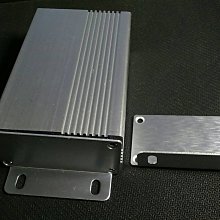 389【優樂3C】高階款W262 4G 運動型MP3隨身聽 輕巧 重低音效 無雜音  w262 w252 買就送收納盒 歷史價格詳細信息