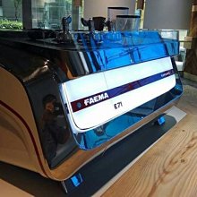 鬆餅機 (中古 二手 舊品 獅子心 LION HEART LWM-126R 電熱夾式烤盤) 歷史價格詳細信息