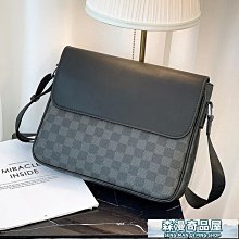 【森漫奇品屋】單肩包男 側背包男 馬克袋鼠男士包包真皮質感男包潮流斜挎單肩包商務背包休閑掛包 歷史價格詳細信息