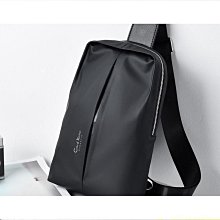 男士斜挎包單肩挎包戶外胸包休閒大容量背包防震硬殼包單肩背 歷史價格詳細信息