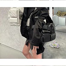 多功能  小眾設計 郵差包 時尚 機車 時尚 辣妹 銀色 包包 皮質 女 高級 小眾 多口袋 斜背包 女 潮流 ins斜 歷史價格詳細信息