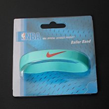 現貨 NBA球星科比手環24號湖人隊黑曼巴同款籃球運動硅膠腕帶情侶夜光 歷史價格詳細信息