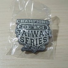 [軍中絕版紀念品]~空軍公仔撲滿(存錢筒~中型)~剩下3個值得收藏! 歷史價格詳細信息