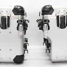 梁記零配件小舖  2013  2017  bmw- R1200GS TOPCASE 原廠後上行李箱 水冷鳥 歷史價格詳細信息