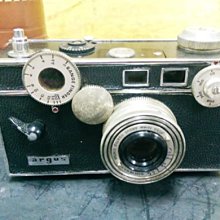 【觀天下‧收藏天地】絕版品《2005...LV 精品男錶女錶型錄》 ◎ 收藏的最佳工具書 歷史價格詳細信息