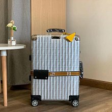 Rimowa x off-White 21寸 全球限量款 透明 行李箱 旅行箱 登機箱 歷史價格詳細信息