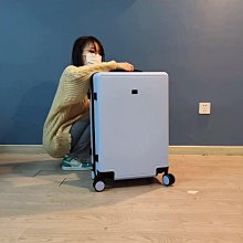 現貨 超輕拉桿箱Essential行李箱20登機箱33方胖子trunk防摔旅行箱男女 歷史價格詳細信息