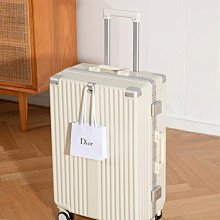 居佳佳 多功能紫外線消毒盒 可拆卸 UVC滅菌消毒棒 臭氧消毒器 口罩/手機/化妝刷收納殺菌消毒 歷史價格詳細信息