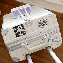 居佳佳 多功能紫外線消毒盒 可拆卸 UVC滅菌消毒棒 臭氧消毒器 口罩/手機/化妝刷收納殺菌消毒 歷史價格詳細信息