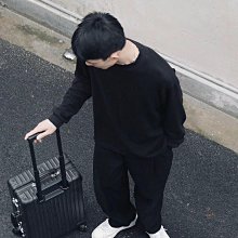 Rimowa x off-White 21寸 全球限量款 透明 行李箱 旅行箱 登機箱 歷史價格詳細信息