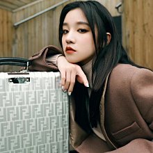 Rimowa x off-White 21寸 全球限量款 透明 行李箱 旅行箱 登機箱 歷史價格詳細信息