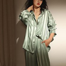 春秋款高級感睡衣女款性感冬季新款真是吊帶睡裙家居服套裝女 歷史價格詳細信息