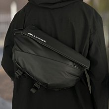 男士斜挎包通勤包胸包男款郵差包男騎行機車機能揹包運動單肩包潮 歷史價格詳細信息