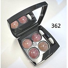 香奈兒  2024春夏最新款時尚圓領短袖T恤，絲光棉面料，上身涼爽，貼膚舒適，吸汗透氣，耐看又好穿，logo徽章定位印花，，型男必 NO28383 歷史價格詳細信息