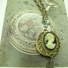 【古董錶】稀有1970年代瑞士寳齊萊 BUCHERER 17石手上鍊特殊金幣造型機械懷錶 歷史價格詳細信息