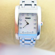 FENDI芬迪女錶 FF ZUCCA花紋 MERCARI 正品二手 歷史價格詳細信息