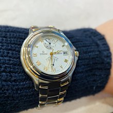 TITONI 梅花錶 炫美時尚之約械錶女錶-珍珠貝x卡其錶帶/33.5mm 23978S-STB-622 歷史價格詳細信息