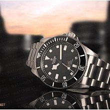 全新 TUDOR M79030B-0002 BB58 帝舵 機械錶 39mm 藍色面盤 藍色皮錶帶 79030B 歷史價格詳細信息