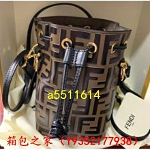 二手芬迪FENDI 駝色經典 老式滿花牛皮 內裡滿花防水布 腋下包 半月包（現貨實拍）不議價 歷史價格詳細信息