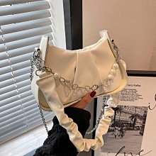 潮流新款雲朵褶皺大包女休閒個性輕便大容量餃子包斜挎包通懃包包尼龍託特包菱格包包送女生禮物-李李 韓國女裝 歷史價格詳細信息