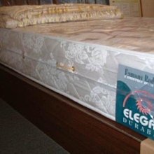 單尊高27厘米  樟木做  新做 的話點 歷史價格詳細信息